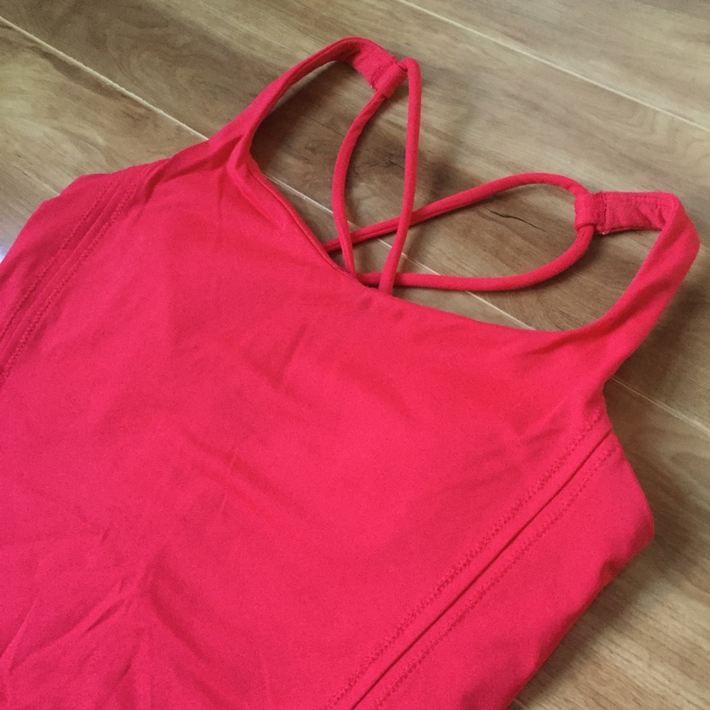 LuLuLemon Free to Be tank 4